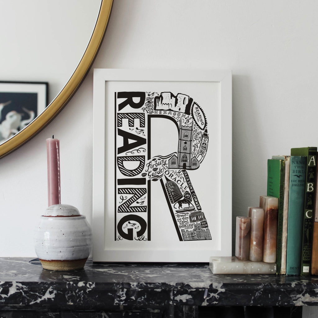Reading Print - Lucy Loves This-U.K City Prints